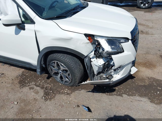 Subaru Forester Premium 2024 JF2SKACC5RH453609 Image 6