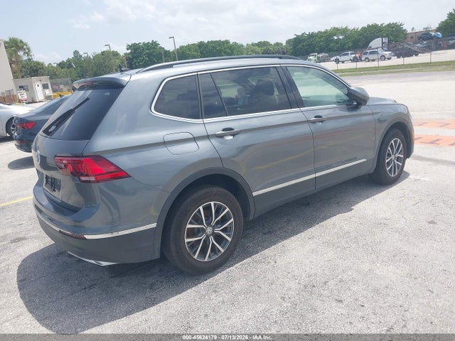 Продаж на аукціоні авто 2020 Volkswagen Tiguan 2.0t Se/2.0t Se R-line Black/2.0t Sel, vin: 3VV3B7AX9LM028717, номер лоту: 45624179