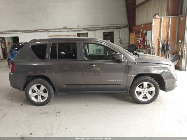 2016 Jeep Compass Latitude მანქანა იყიდება აუქციონზე, vin: 1C4NJDEB0GD757553, აუქციონის ნომერი: 45624219
