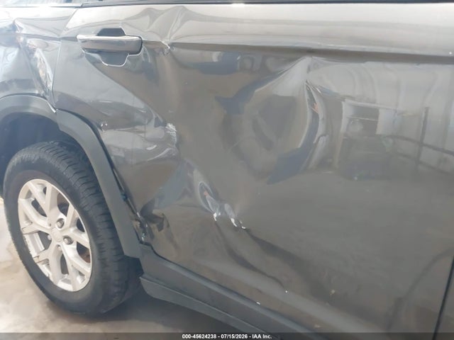 2023 Jeep Grand Cherokee L Limited 4x4 მანქანა იყიდება აუქციონზე, vin: 1C4RJKBG3P8828887, აუქციონის ნომერი: 45624238