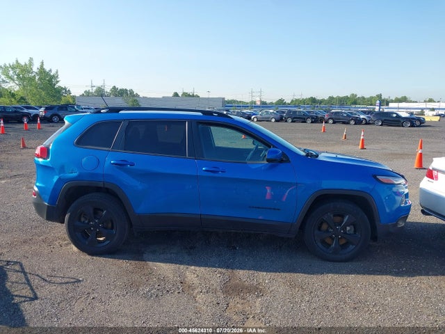 Продажа на аукционе авто 2018 Jeep Cherokee Latitude 4x4, vin: 1C4PJMCX0JD598614, номер лота: 45624310