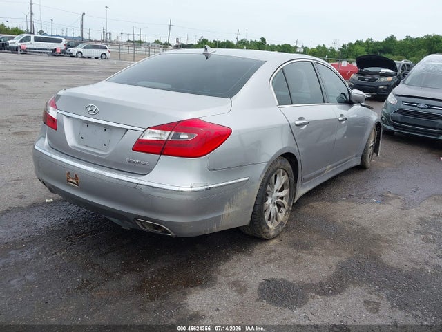45624356 :رقم المزاد ، KMHGC4DD0CU201710 vin ، 2012 Hyundai Genesis 3.8 مزاد بيع