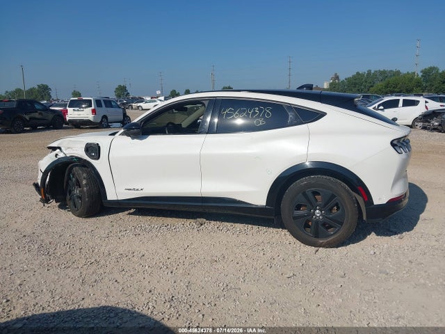 3FMTK2R78MMA30137 Ford Mustang Mach-e California Route 1