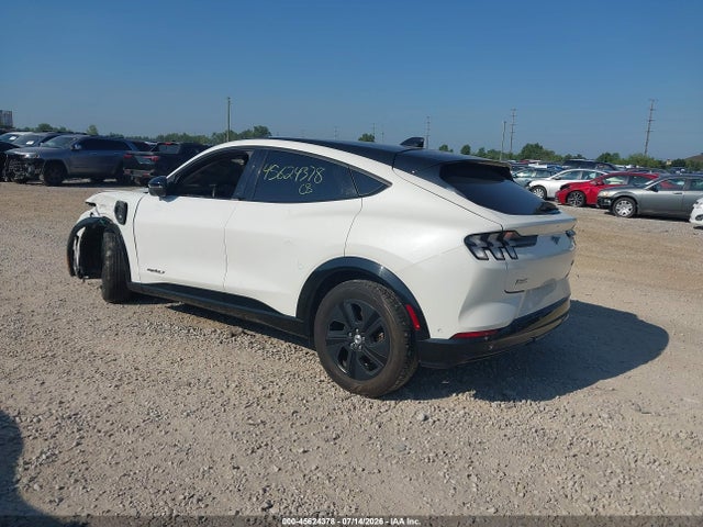 3FMTK2R78MMA30137 Ford Mustang Mach-e California Route 1