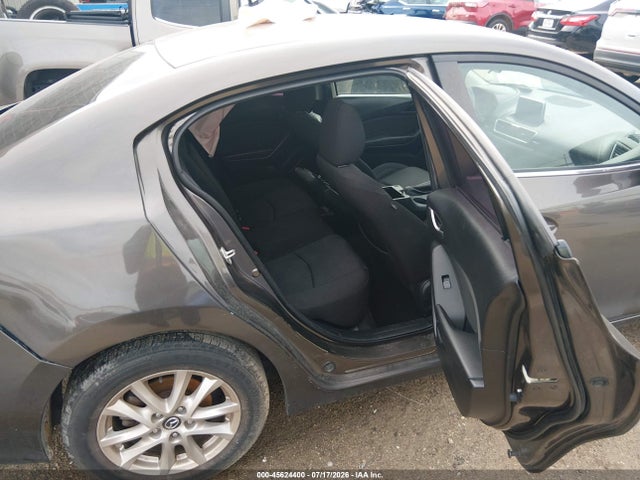 Продажа на аукционе авто 2015 Mazda Mazda3 I Touring, vin: 3MZBM1V7XFM204042, номер лота: 45624400