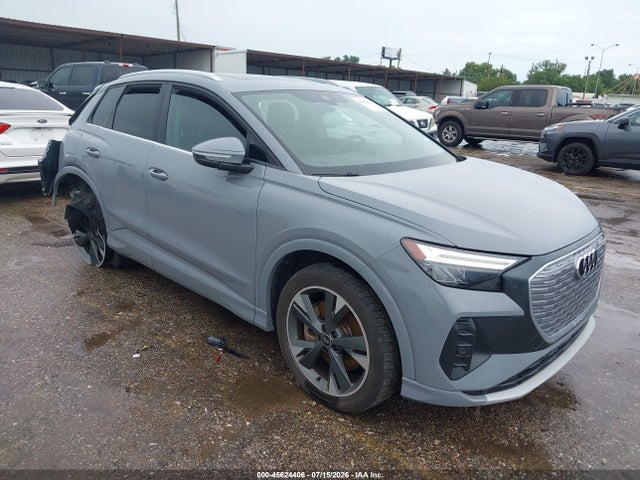 45624406 :رقم المزاد ، WA1G2BFZ0NP051968 vin ، 2022 Audi Q4 E-tron Premium 50 Quattro مزاد بيع