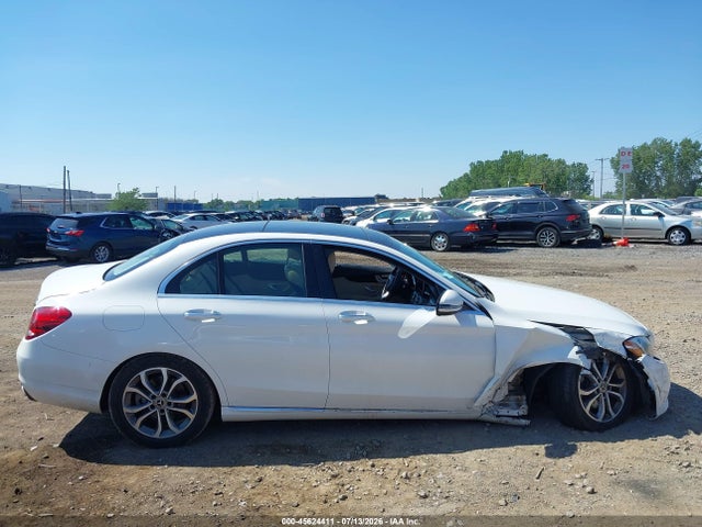 Aukcja sprzedaży 2017 Mercedes-benz C 300 4matic, vin: 55SWF4KB7HU224747, numer aukcji: 45624411