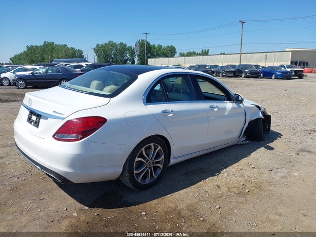 Aukcja sprzedaży 2017 Mercedes-benz C 300 4matic, vin: 55SWF4KB7HU224747, numer aukcji: 45624411