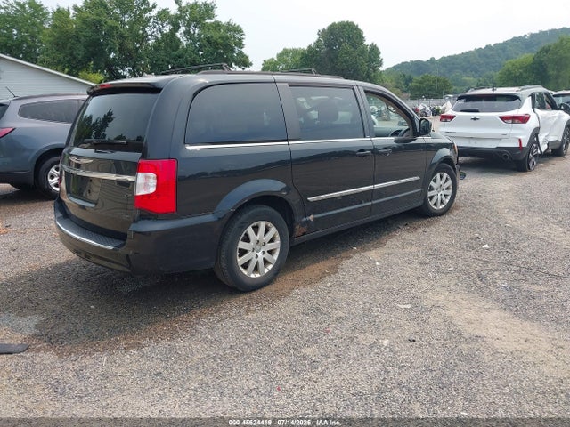 2013 Chrysler Town & Country Touring მანქანა იყიდება აუქციონზე, vin: 2C4RC1BG8DR632321, აუქციონის ნომერი: 45624419