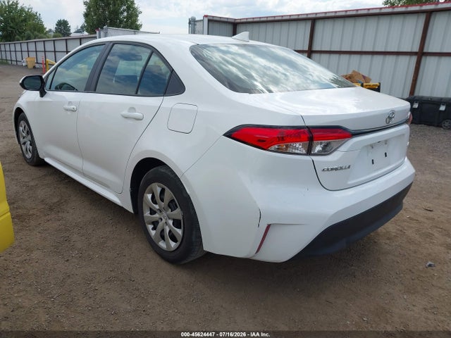 Toyota COROLLA LE 2025 5YFB4MDE5SP236307 Image 3