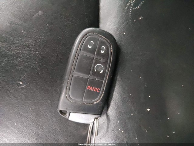 Продажа на аукционе авто 2015 Jeep Cherokee Limited, vin: 1C4PJMDB1FW764041, номер лота: 45624454