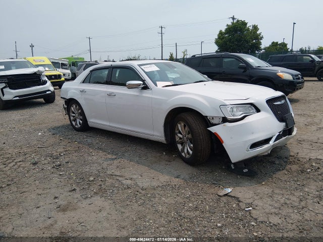 Chrysler 300 Limited Awd 2018 2C3CCAKG5JH268192 zdjęcie główne