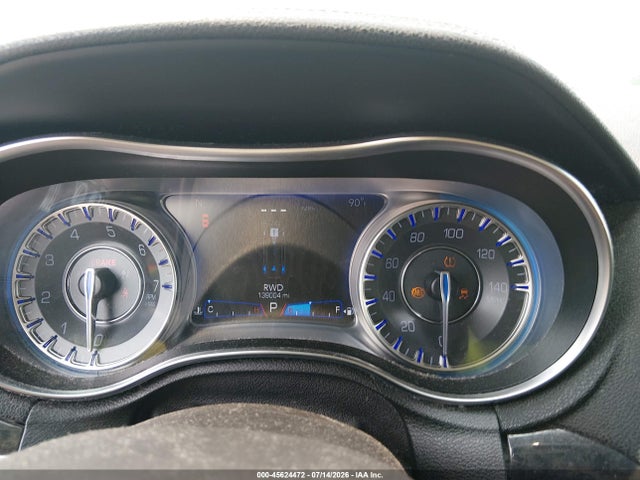 2C3CCAKG5JH268192 Chrysler 300 Limited Awd