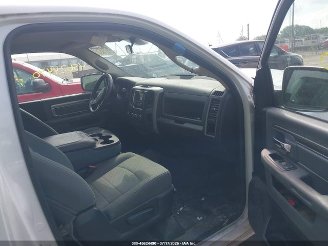 45624490 :رقم المزاد ، 3C6JR6DT7GG311925 vin ، 2016 Ram 1500 Tradesman مزاد بيع