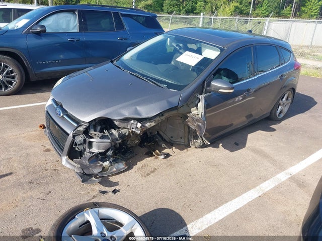 Ford Focus Titanium 2014 1FADP3N24EL126785 Image 2