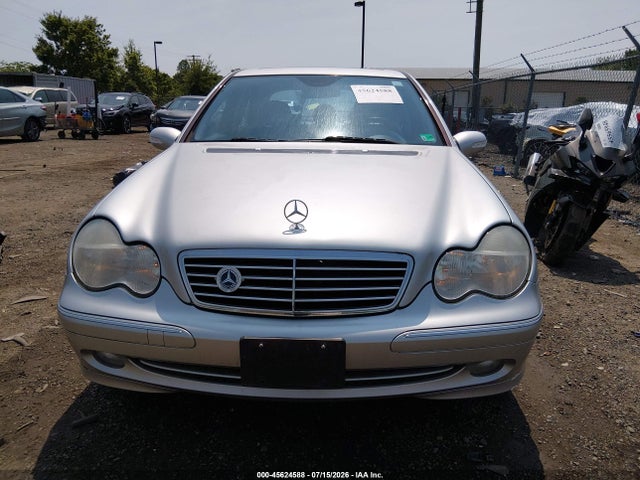 45624588 :رقم المزاد ، WDBRF40J94F482457 vin ، 2004 Mercedes-benz C 230 Kompressor Sport/sport مزاد بيع