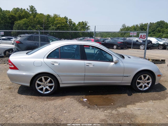 45624588 :رقم المزاد ، WDBRF40J94F482457 vin ، 2004 Mercedes-benz C 230 Kompressor Sport/sport مزاد بيع