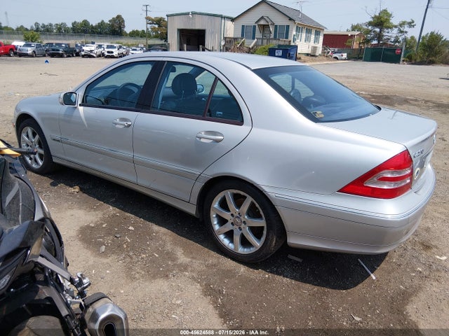 45624588 :رقم المزاد ، WDBRF40J94F482457 vin ، 2004 Mercedes-benz C 230 Kompressor Sport/sport مزاد بيع