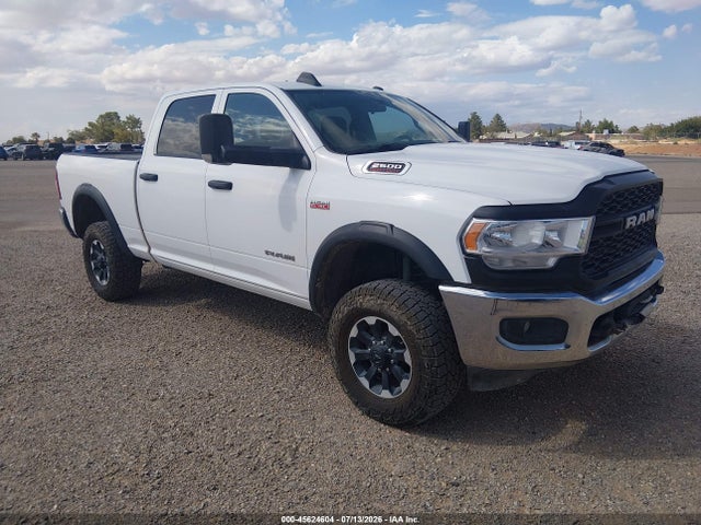 Продажа на аукционе авто 2021 Ram 2500 Tradesman  4x4 6'4 Box, vin: 3C6TR5CJ8MG652264, номер лота: 45624604