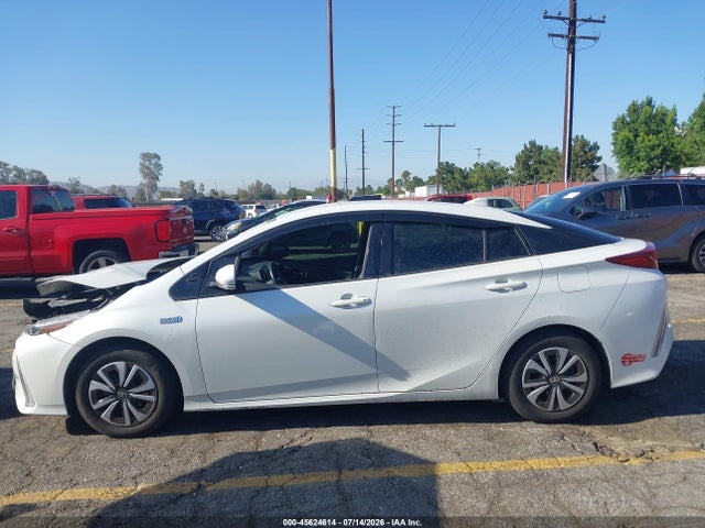 Toyota Prius Prime Premium 2017 JTDKARFP0H3040751 Image 15