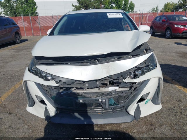 Toyota Prius Prime Premium 2017 JTDKARFP0H3040751 Image 6