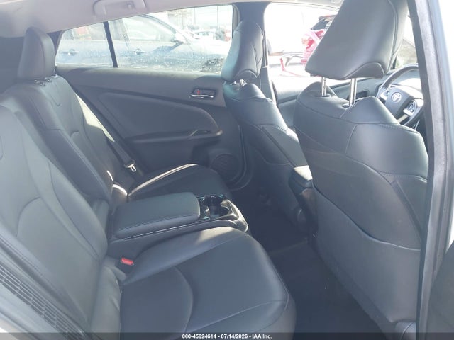 Toyota Prius Prime Premium 2017 JTDKARFP0H3040751 Image 8