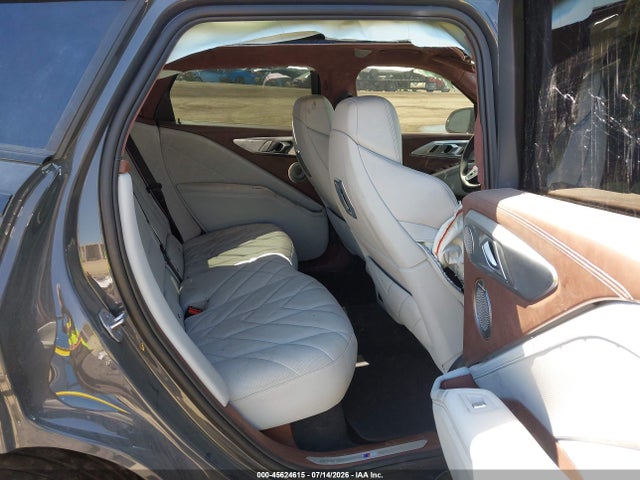 5YM23CS01P9S74352 BMW Xm
