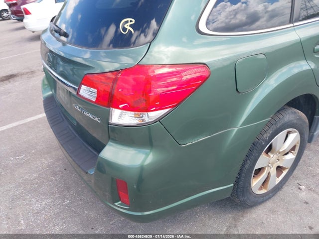 45624639 :رقم المزاد ، 4S4BRBCC3A3316035 vin ، 2010 Subaru Outback 2.5i Premium مزاد بيع