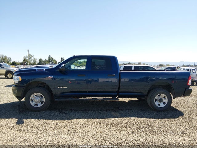 3C63R3GJ1LG183595 RAM 3500 Tradesman 4x4 8&#039; Box