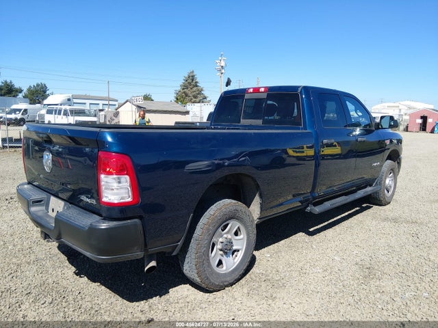 3C63R3GJ1LG183595 RAM 3500 Tradesman 4x4 8&#039; Box