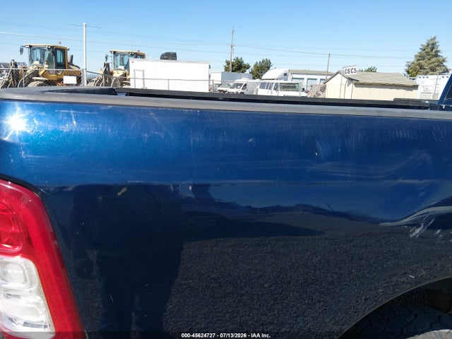 3C63R3GJ1LG183595 RAM 3500 Tradesman 4x4 8&#039; Box