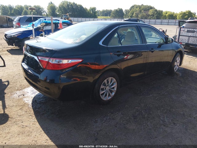 Продажа на аукционе авто 2015 Toyota Camry Le, vin: 4T1BF1FK2FU043645, номер лота: 45624759