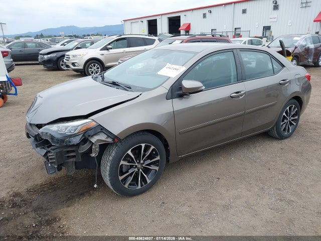 Toyota COROLLA SE 2018 2T1BURHE6JC048403 Image 2