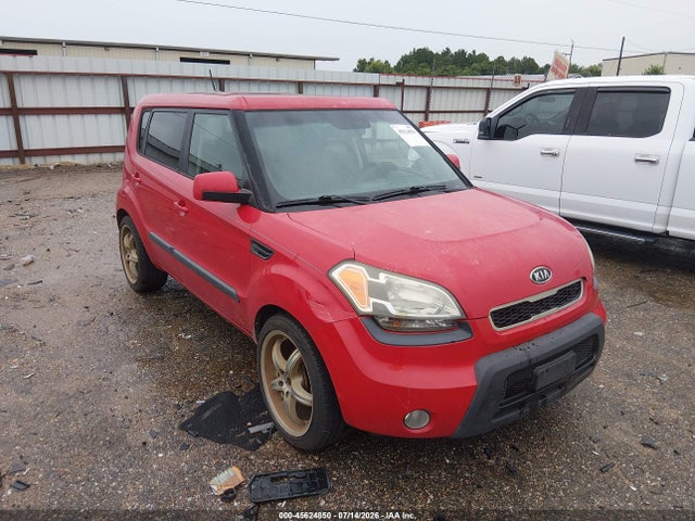 Auction sale of the 2011 Kia Soul +, vin: KNDJT2A27B7305884, lot number: 45624850