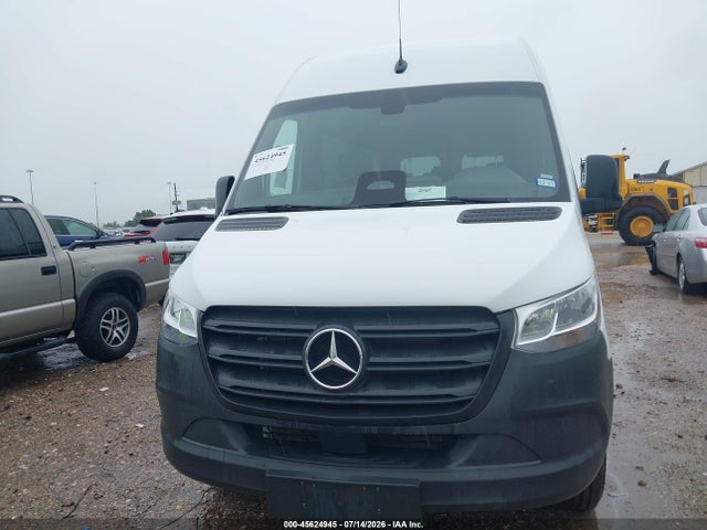 45624945 :رقم المزاد ، W1Z4KFHY6SP804894 vin ، 2025 Mercedes-benz Sprinter 2500 Standard Roof 4-cyl Diesel مزاد بيع