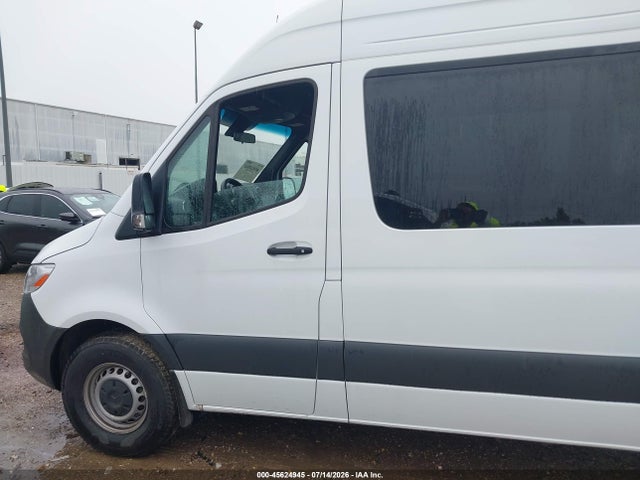 45624945 :رقم المزاد ، W1Z4KFHY6SP804894 vin ، 2025 Mercedes-benz Sprinter 2500 Standard Roof 4-cyl Diesel مزاد بيع