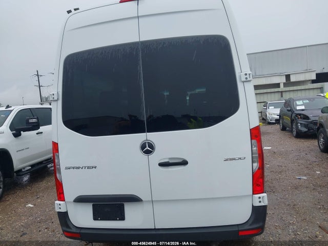 45624945 :رقم المزاد ، W1Z4KFHY6SP804894 vin ، 2025 Mercedes-benz Sprinter 2500 Standard Roof 4-cyl Diesel مزاد بيع