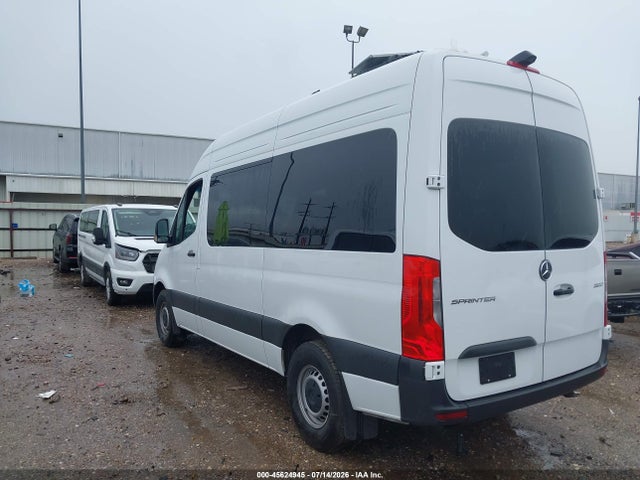 45624945 :رقم المزاد ، W1Z4KFHY6SP804894 vin ، 2025 Mercedes-benz Sprinter 2500 Standard Roof 4-cyl Diesel مزاد بيع