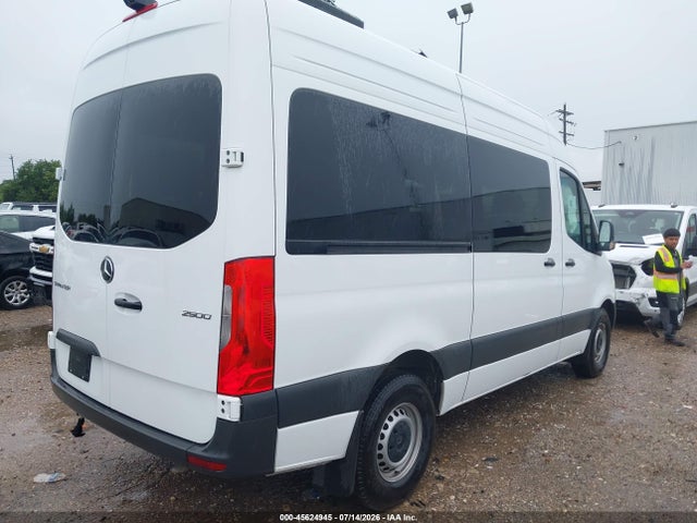 45624945 :رقم المزاد ، W1Z4KFHY6SP804894 vin ، 2025 Mercedes-benz Sprinter 2500 Standard Roof 4-cyl Diesel مزاد بيع