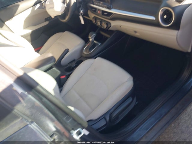 45624947 :رقم المزاد ، 3KPF24AD9NE490692 vin ، 2022 Kia Forte Lxs مزاد بيع