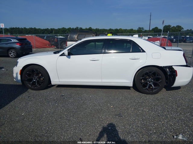 Продажа на аукционе авто 2019 Chrysler 300 300s, vin: 2C3CCABGXKH700891, номер лота: 45624982