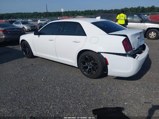Продажа на аукционе авто 2019 Chrysler 300 300s, vin: 2C3CCABGXKH700891, номер лота: 45624982