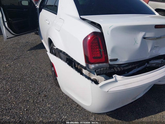 Продажа на аукционе авто 2019 Chrysler 300 300s, vin: 2C3CCABGXKH700891, номер лота: 45624982