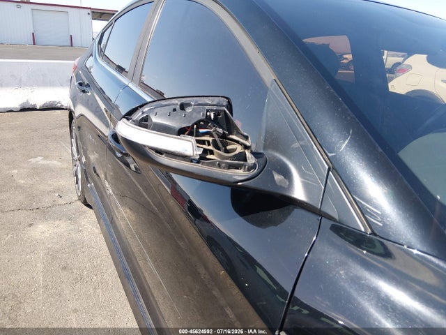 KMHD04LBXHU345333 Hyundai Elantra Sport