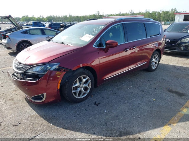 2017 Chrysler Pacifica Touring-l Plus მანქანა იყიდება აუქციონზე, vin: 2C4RC1EG0HR684074, აუქციონის ნომერი: 45625024