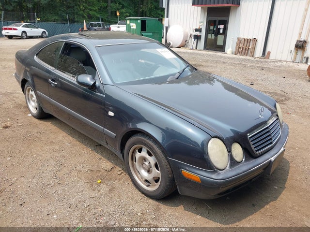 1999 Mercedes-benz Clk 320 მანქანა იყიდება აუქციონზე, vin: WDBLJ65G5XF060851, აუქციონის ნომერი: 45625026