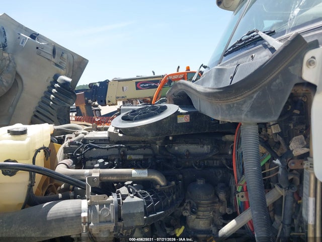 2014 Freightliner Cascadia 125 მანქანა იყიდება აუქციონზე, vin: 3AKJGLD60ESFZ3509, აუქციონის ნომერი: 45625031
