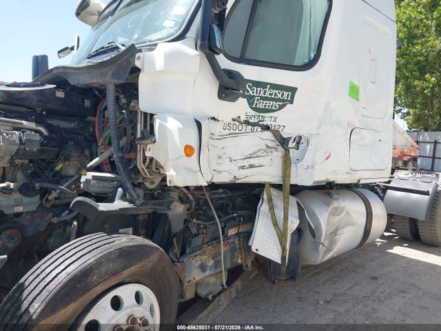 2014 Freightliner Cascadia 125 მანქანა იყიდება აუქციონზე, vin: 3AKJGLD60ESFZ3509, აუქციონის ნომერი: 45625031