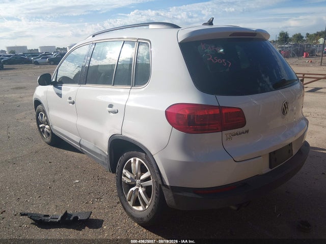 2017 Volkswagen Tiguan მანქანა იყიდება აუქციონზე, vin: WVGAV7AX1HK009098, აუქციონის ნომერი: 45625057