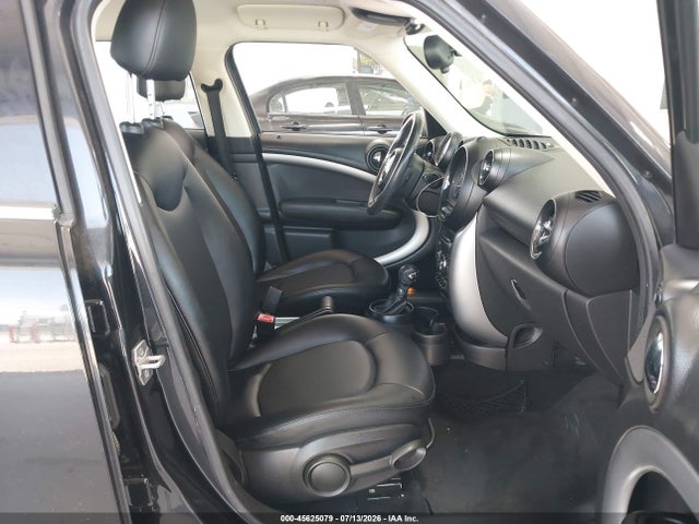Продажа на аукционе авто 2016 Mini Countryman Cooper, vin: WMWZB3C51GWR47210, номер лота: 45625079